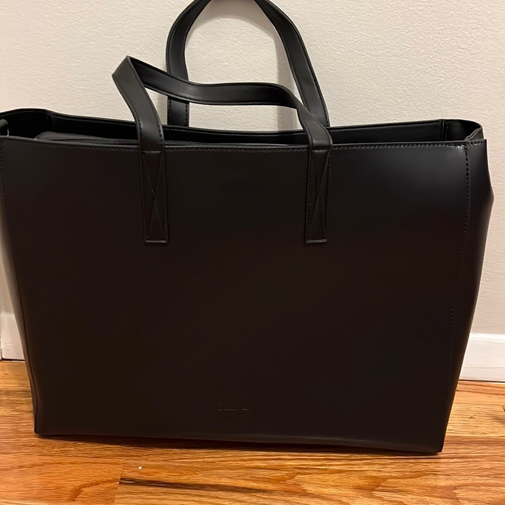 *Like New* Calpak Black Haven Laptop Tote